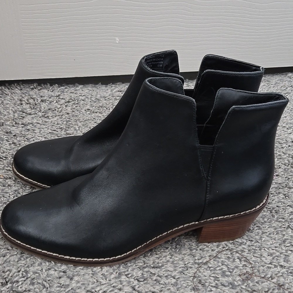 Cole Haan Black Ankle Booties with Stack Heel Size 7.5B - Picture 3 of 11